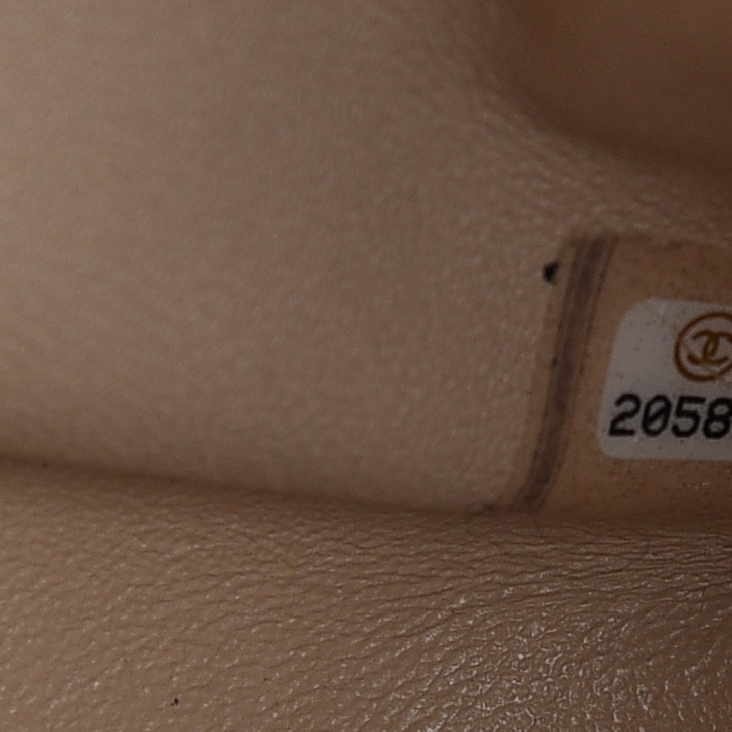 Distressed Patent Quilted 2.55 Reissue 226 Flap Beige