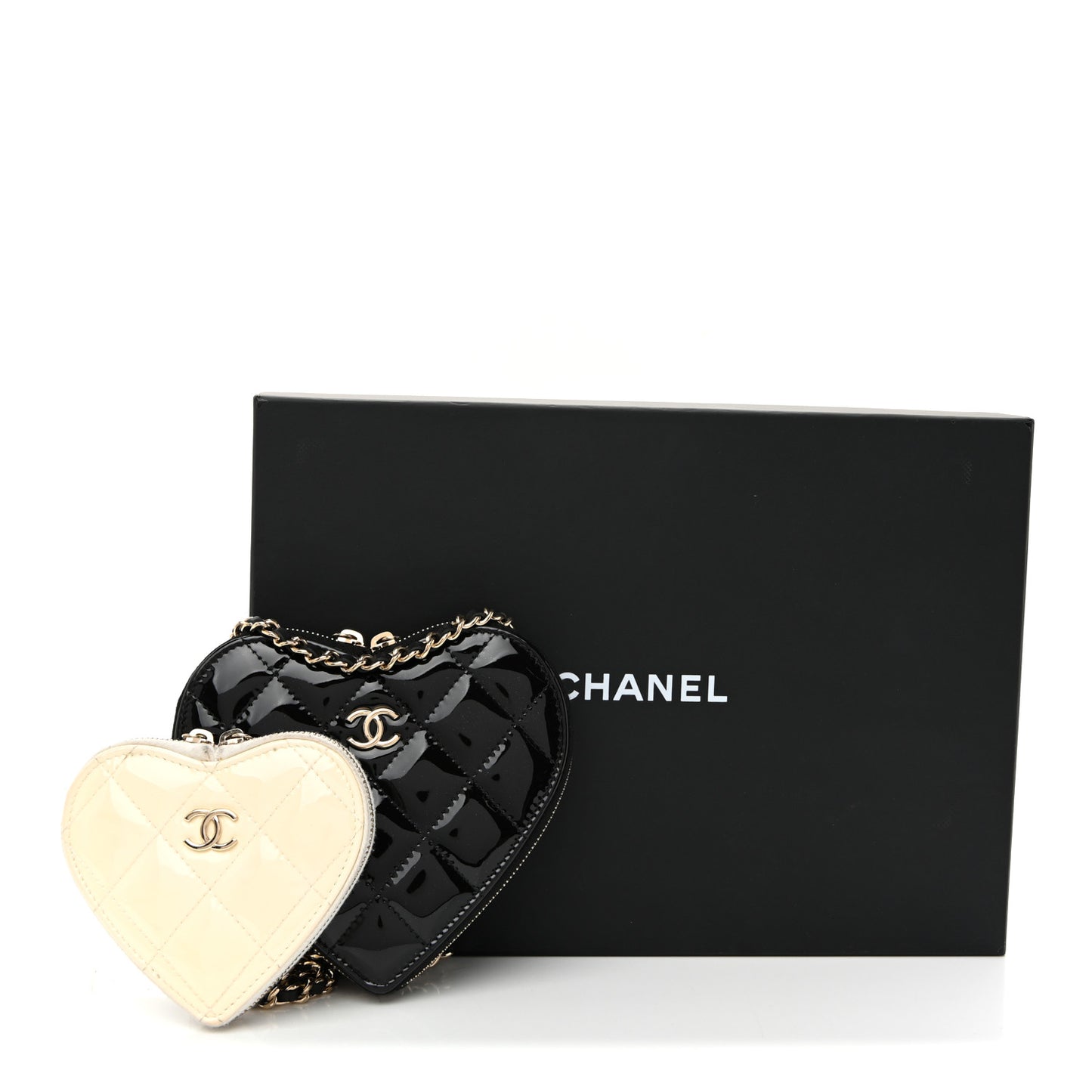 Patent Calfskin Resin Quilted CC Heart Clutch With Chain Black