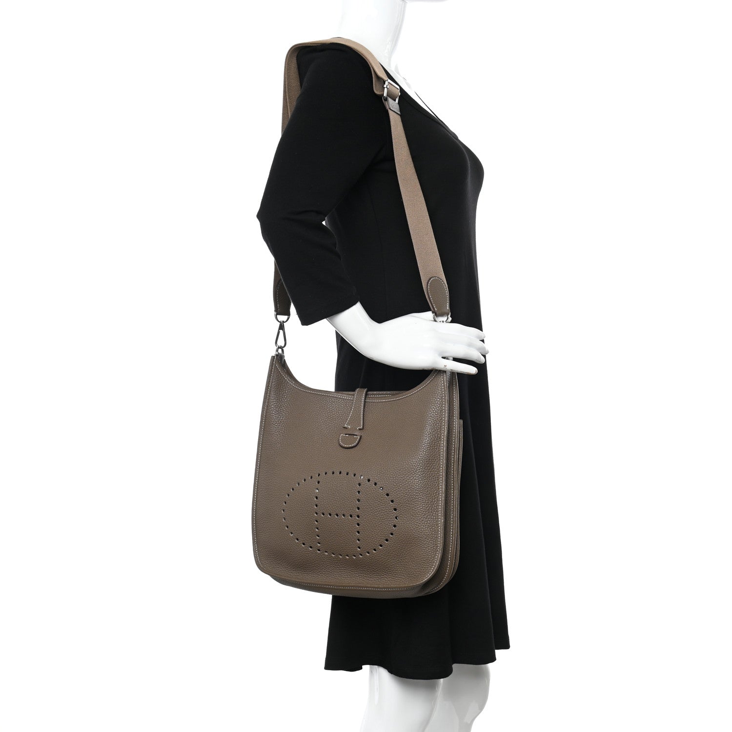 Hermes Taurillon Clemence Evelyne III PM Etoupe 2 of 11