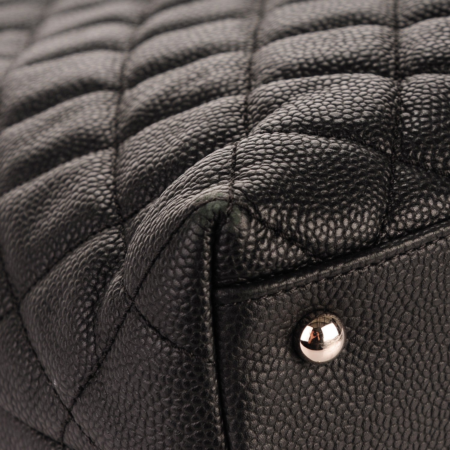 Chanel Caviar Quilted Easy Zip Tote Black 10 of 12