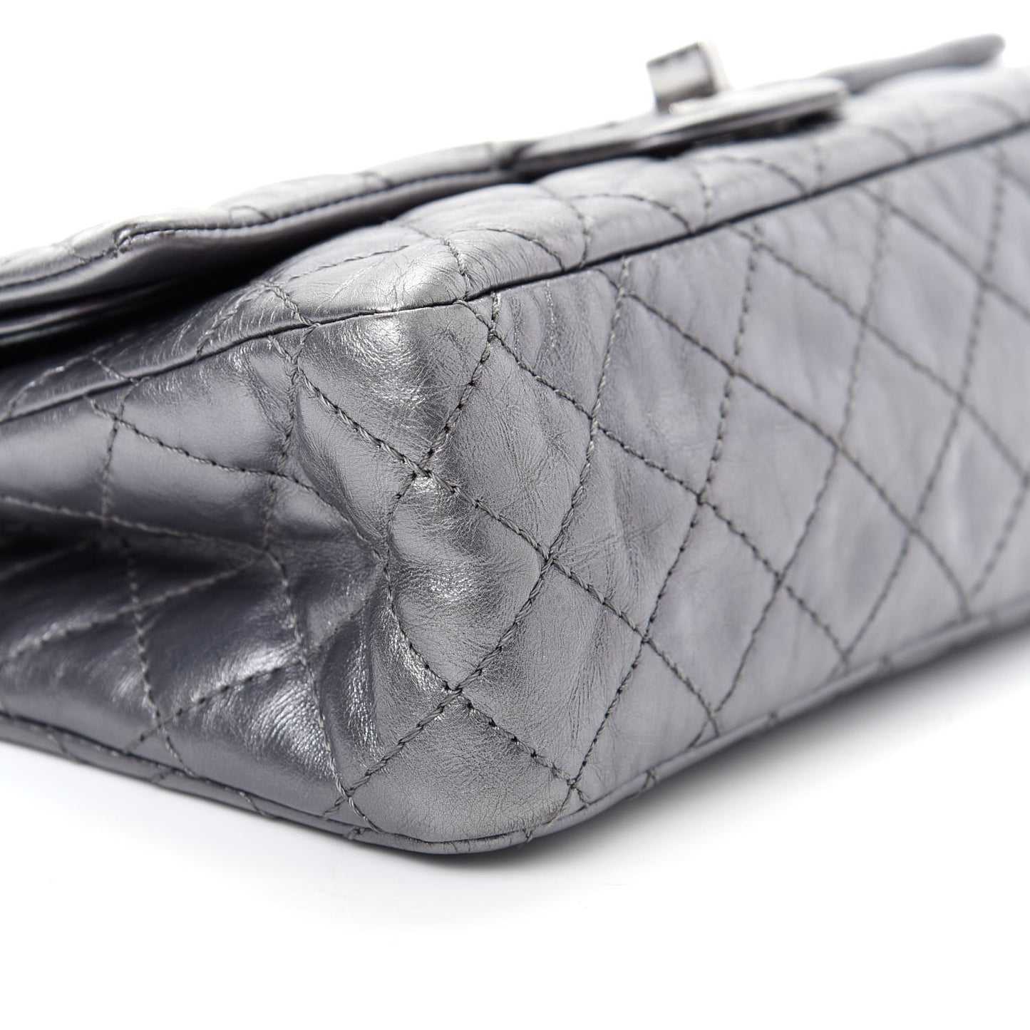 Metallic Aged Calfskin Quilted 2.55 Reissue 225 Flap Silver
