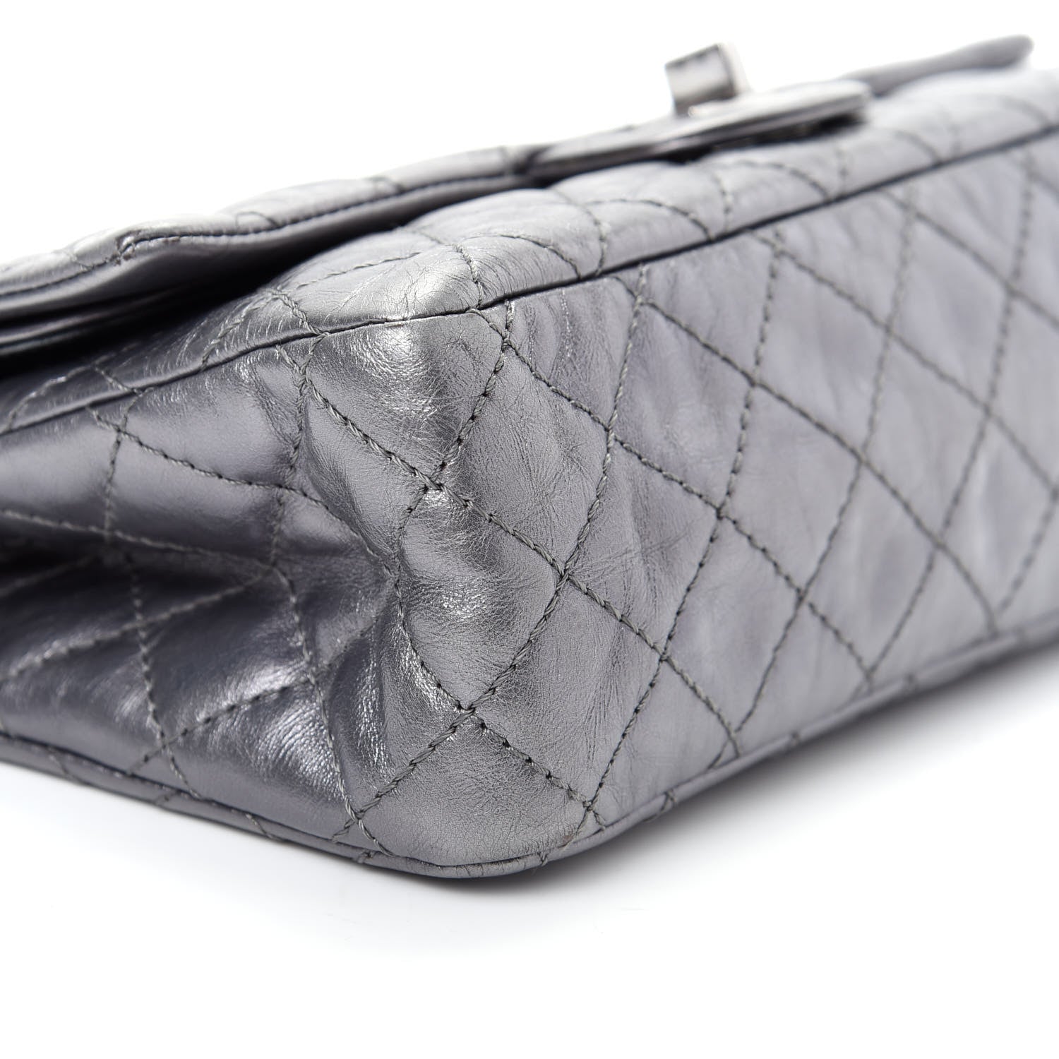 Chanel Metallic Aged Calfskin Quilted 2.55 Reissue 225 Flap Silver 7 of 11