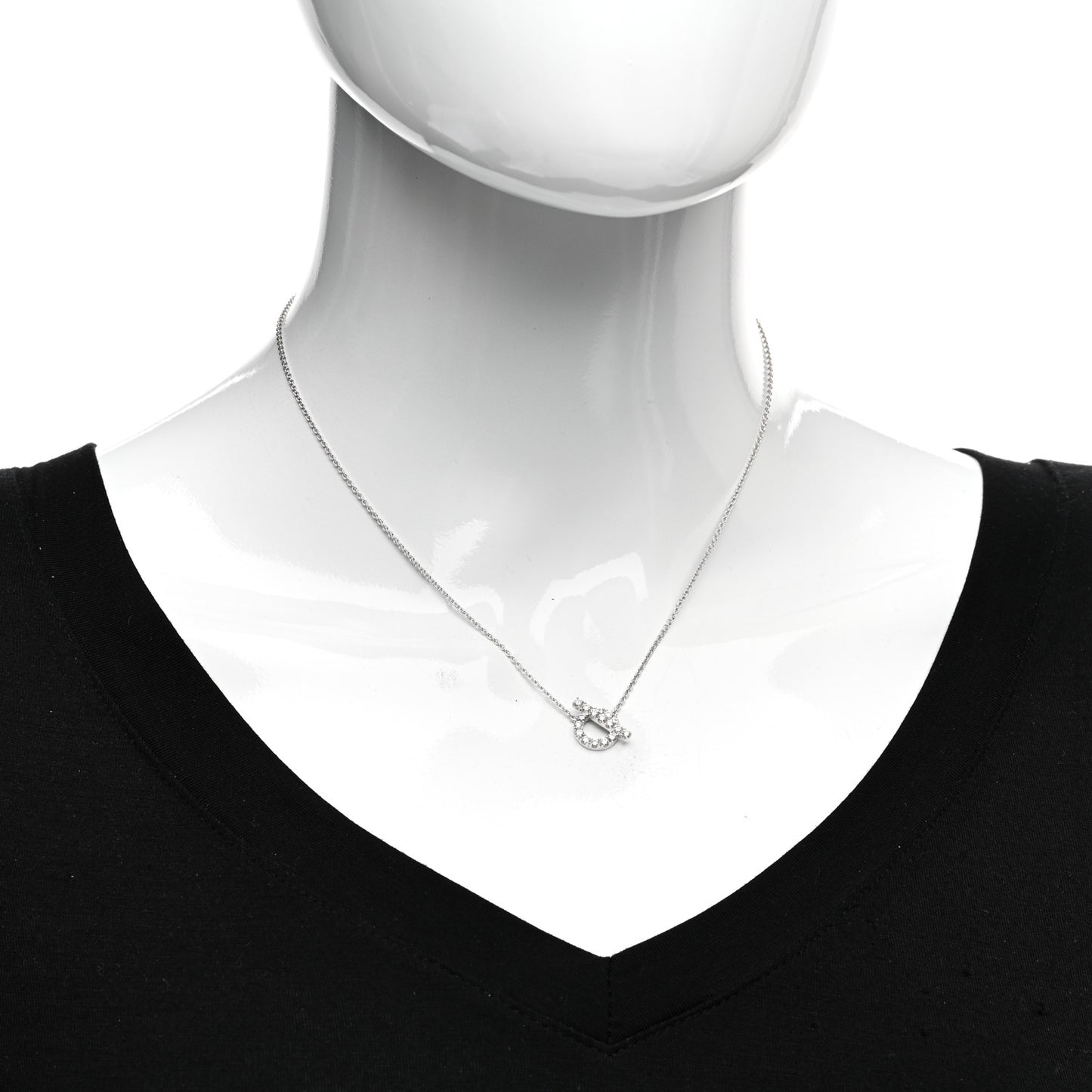 18K White Gold Diamond Finesse Pendant Necklace