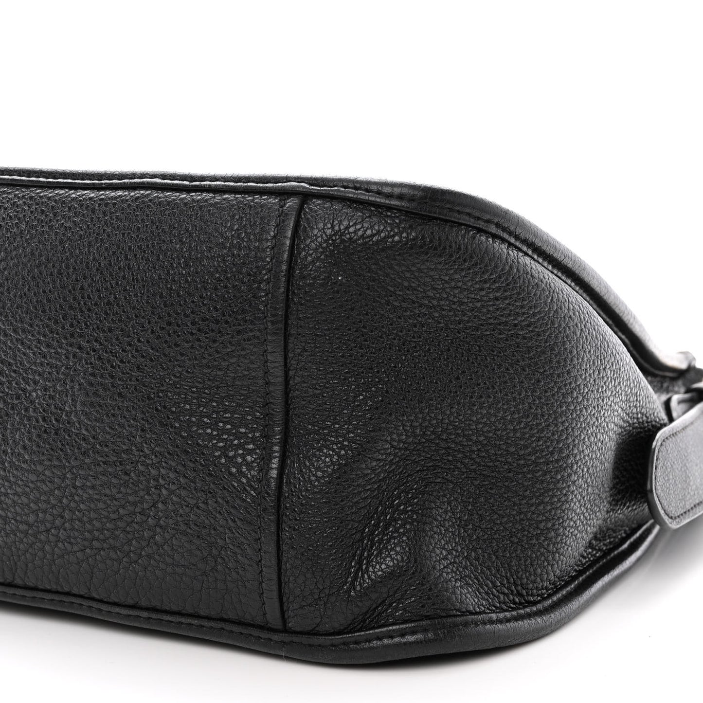 Vitello Daino Zippered Messenger Hobo Black