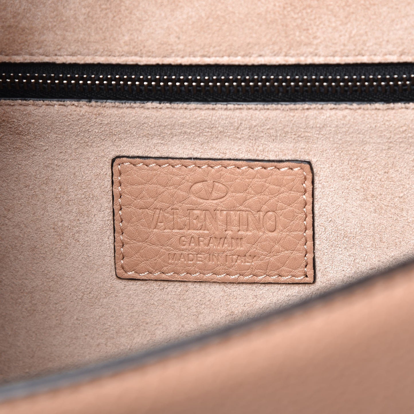 Pebbled Calfskin Medium Glam Lock Rockstud Flap Soft Noisette