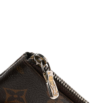 Louis Vuitton Monogram Key Pouch 10 of 10