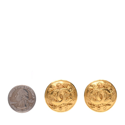 Chanel CC Clip On Earrings Gold 2 of 5