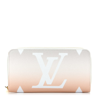 Louis Vuitton Monogram Giant By The Pool Zippy Wallet Brume 1 of 8