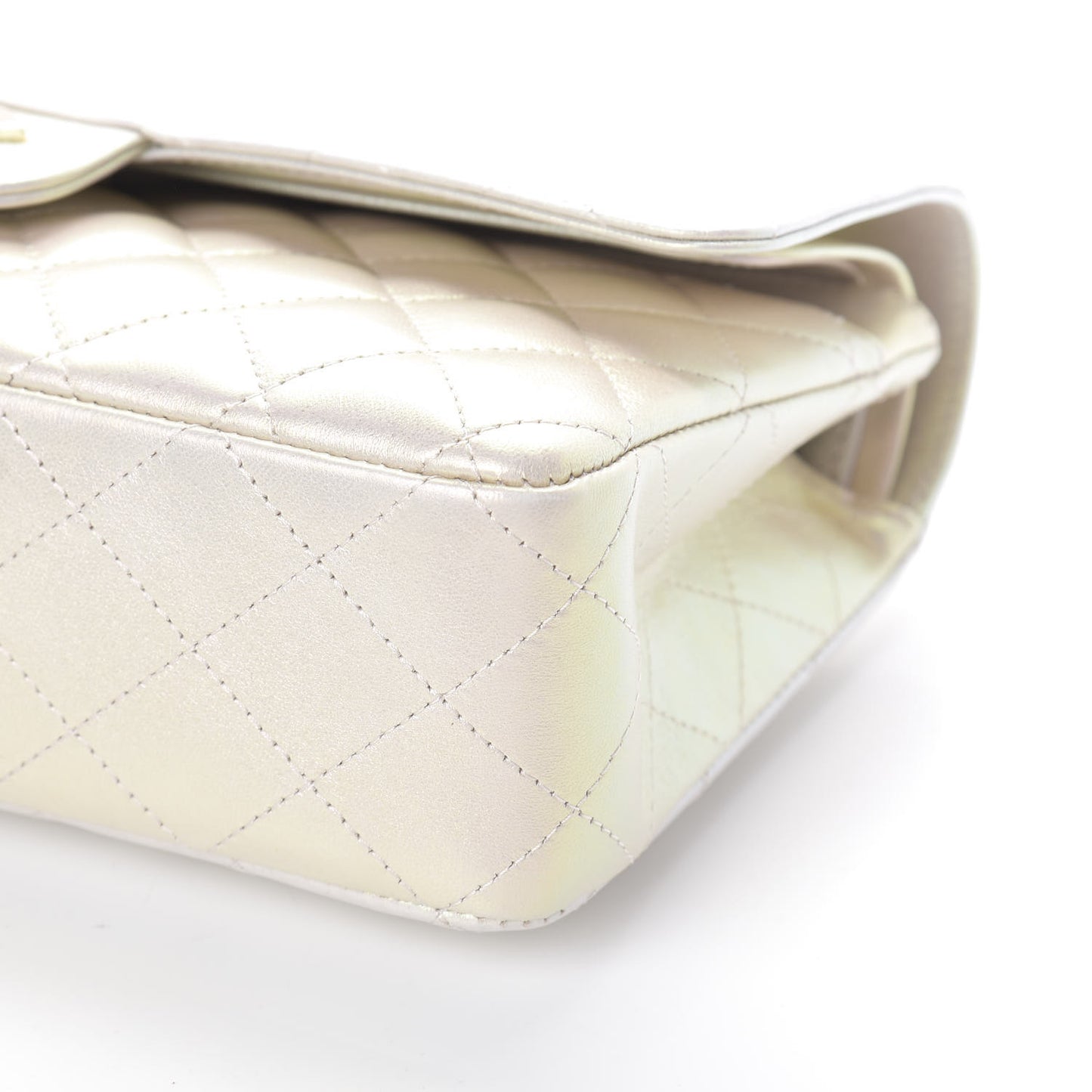 Iridescent Lambskin Quilted Medium Double Flap Ivory