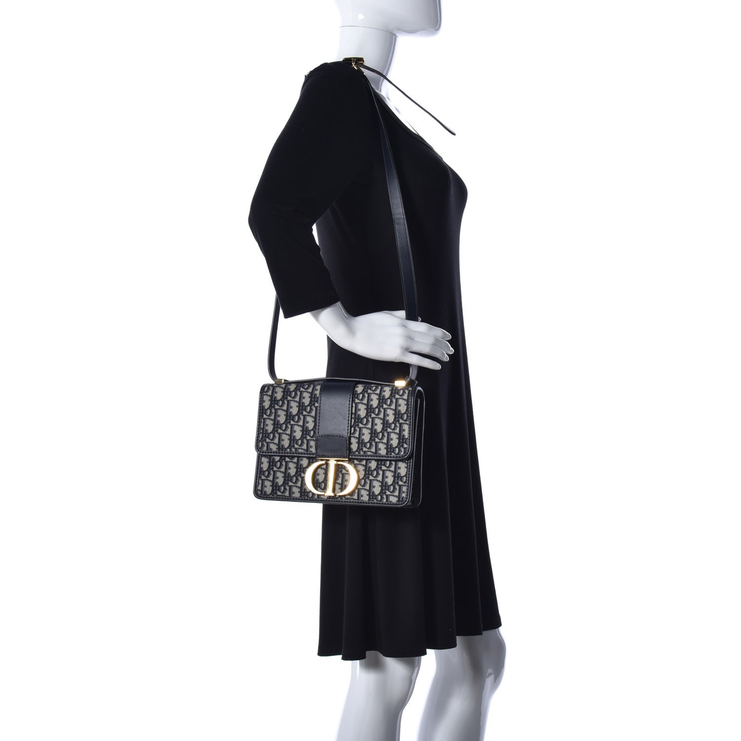 Oblique 30 Montaigne Flap Bag Blue