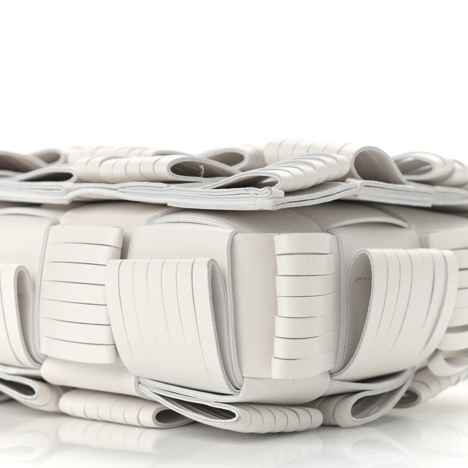 Bottega Veneta Nappa Maxi Intrecciato Fringed Cassette Crossbody Bag White 10 of 10