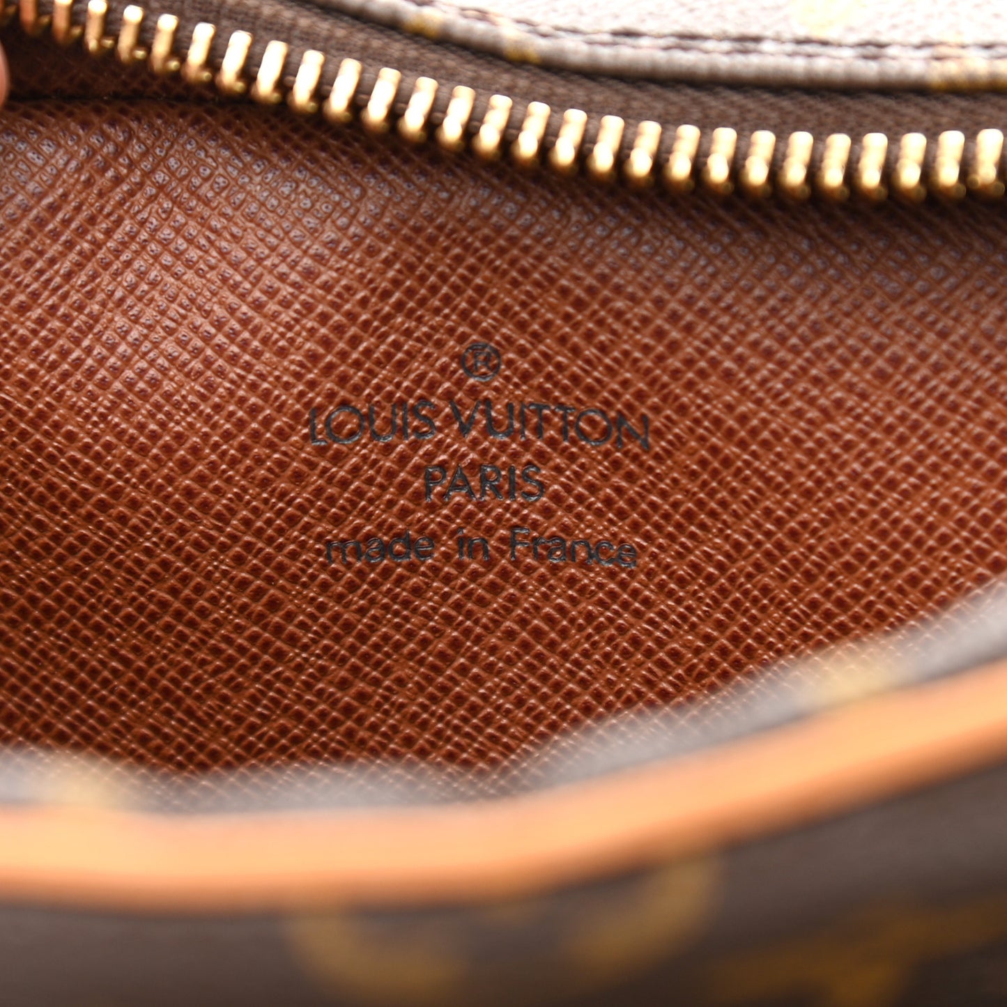 Monogram Amazone