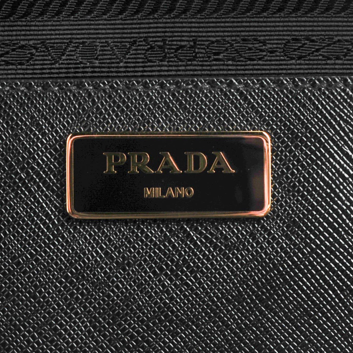 Saffiano Large Galleria Double Zip Tote Black