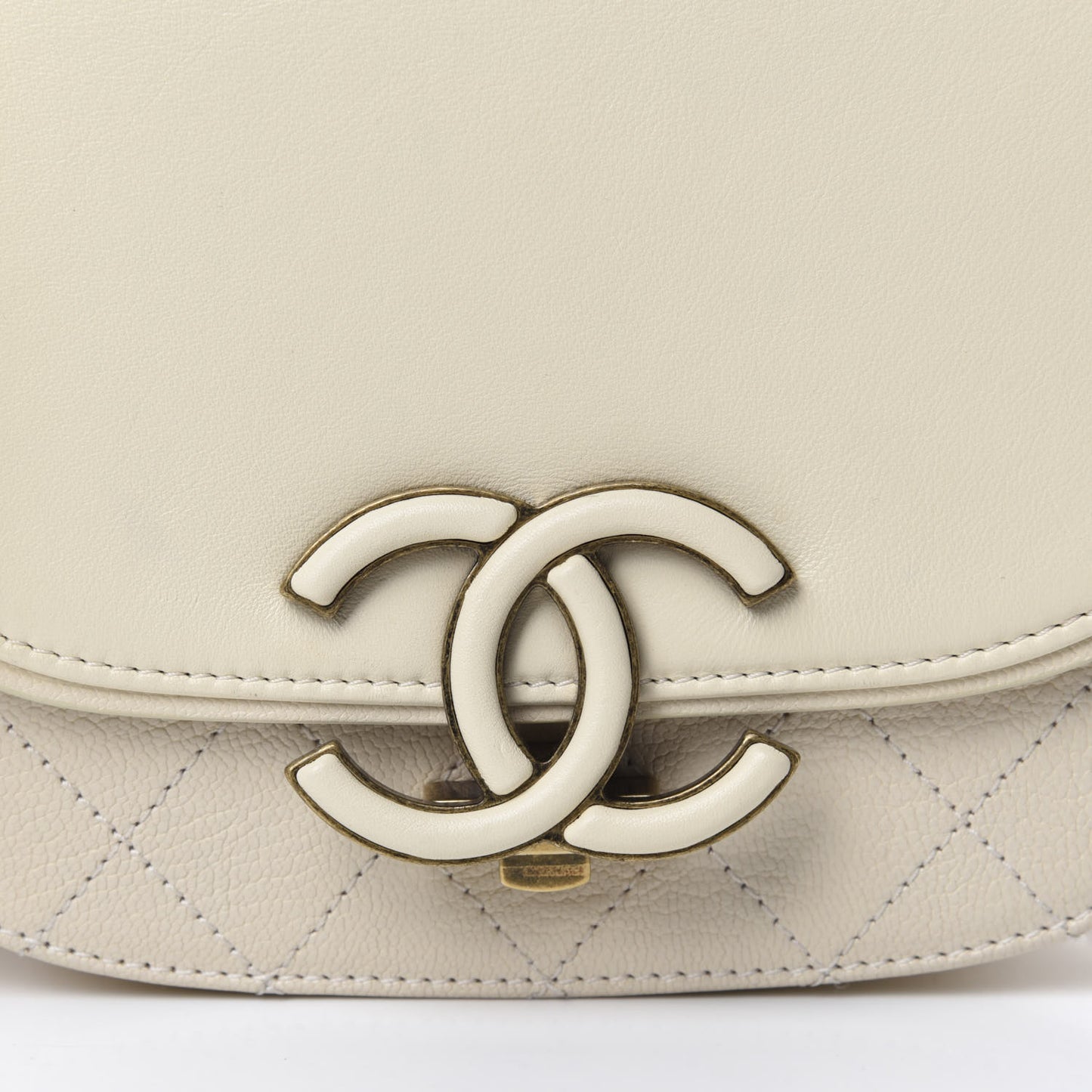 Shiny Calfskin Goatskin Quilted Small Coco Curve Messenger Flap White