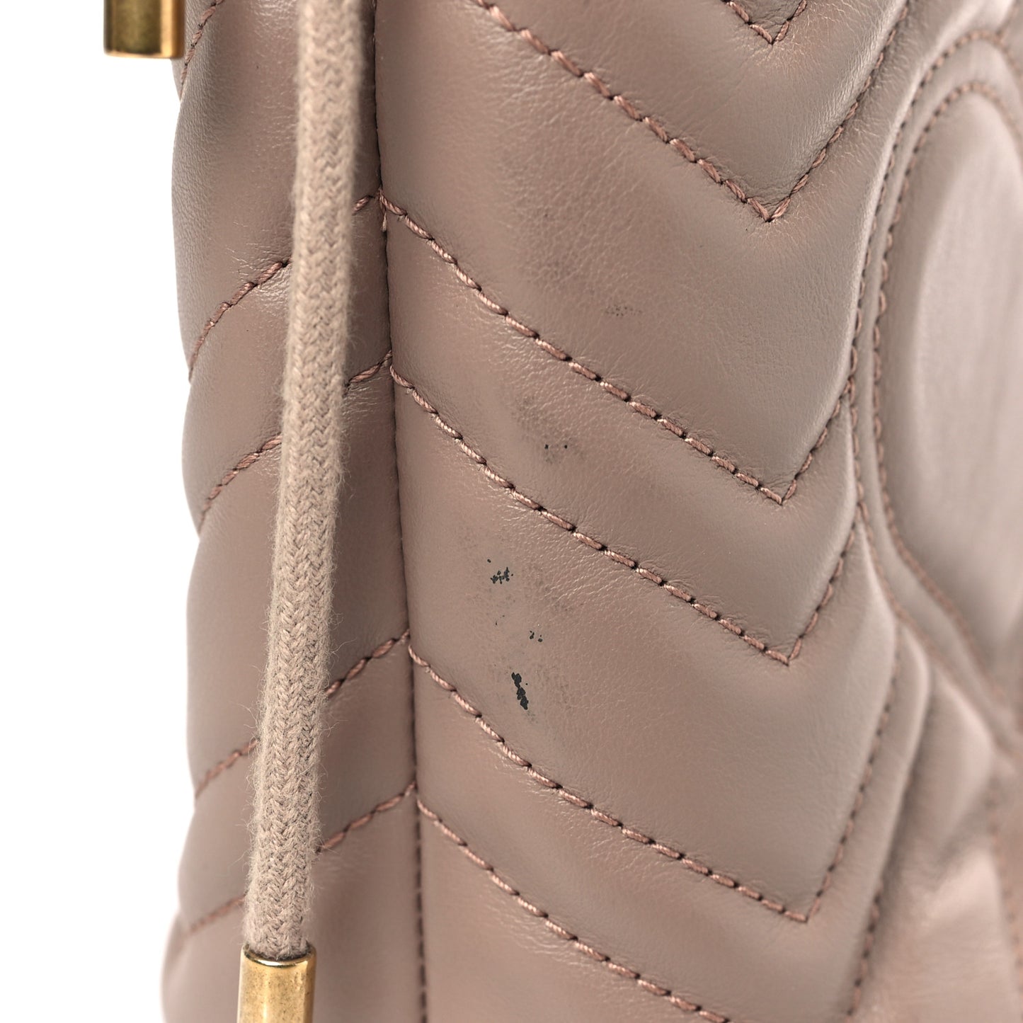 Calfskin Matelasse Mini GG Marmont 2.0 Bucket Bag Porcelain Rose