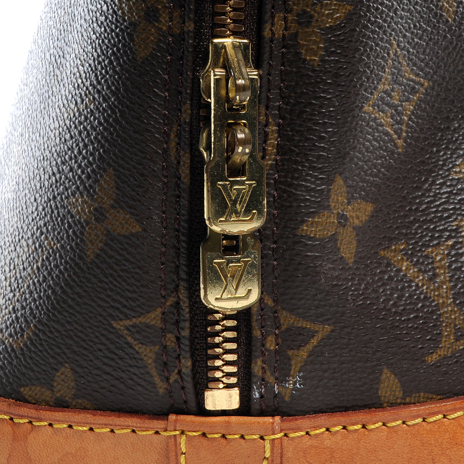 Louis Vuitton Monogram Alma PM 7 of 8