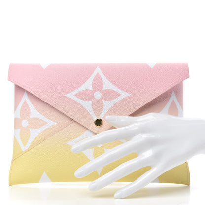 Louis Vuitton Monogram Giant By The Pool Kirigami Pochette Set 2 of 9