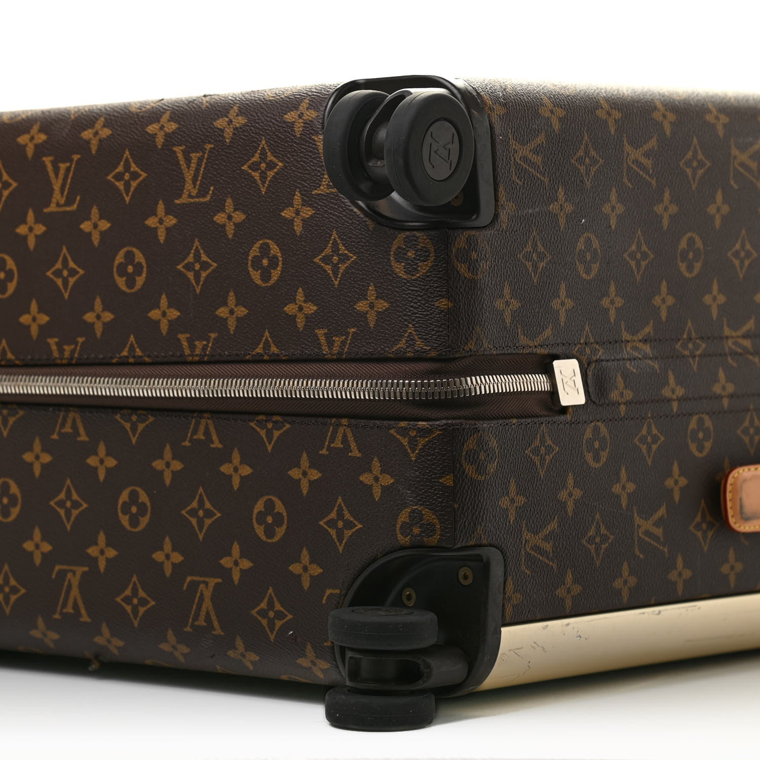 Louis Vuitton Monogram Horizon 70 10 of 32