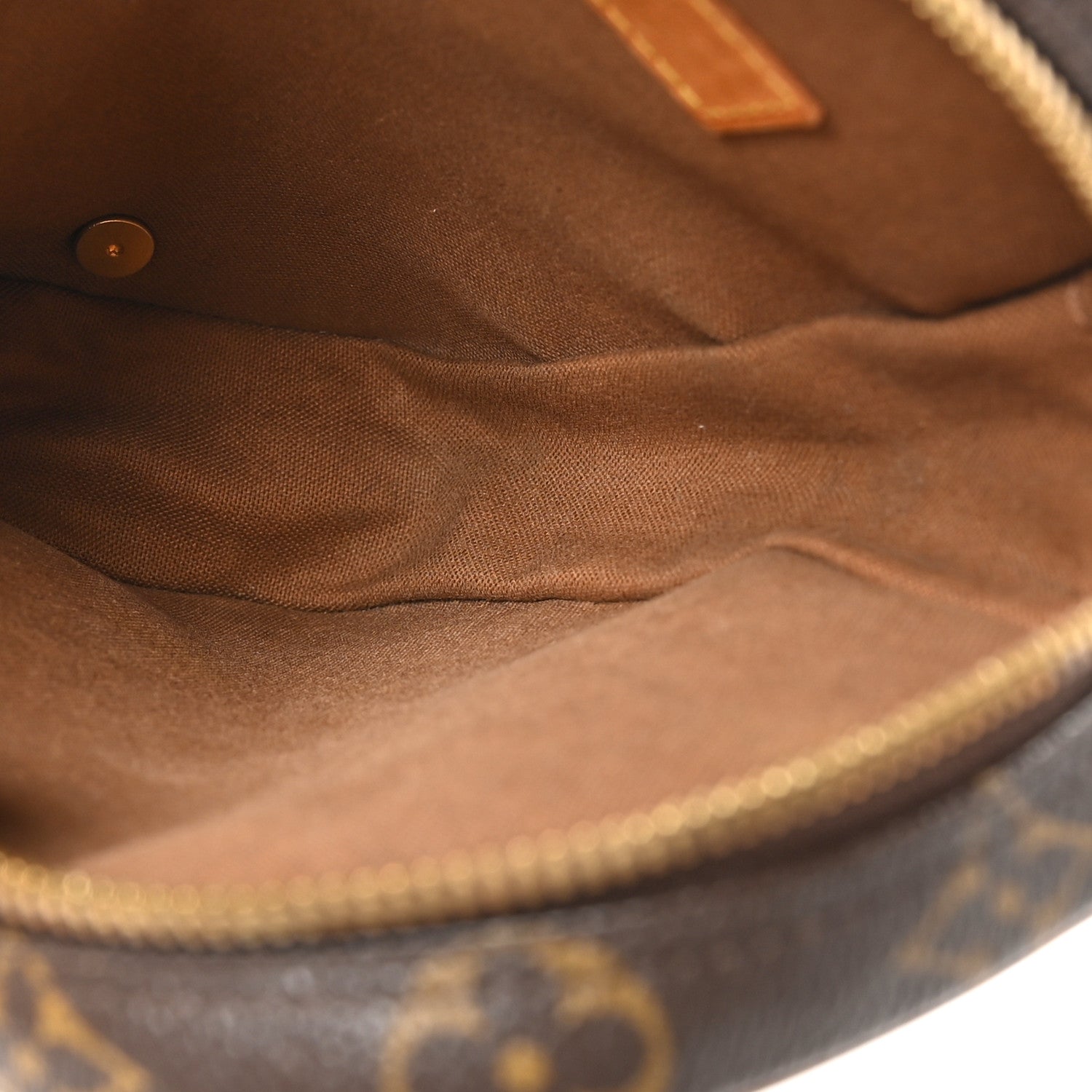 Louis Vuitton Monogram Pochette Gange 5 of 9