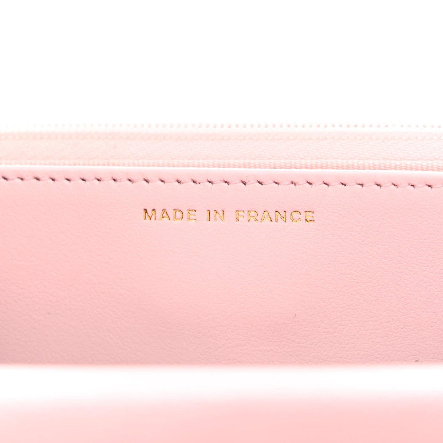 Caviar Quilted Wallet On Chain WOC Light Pink