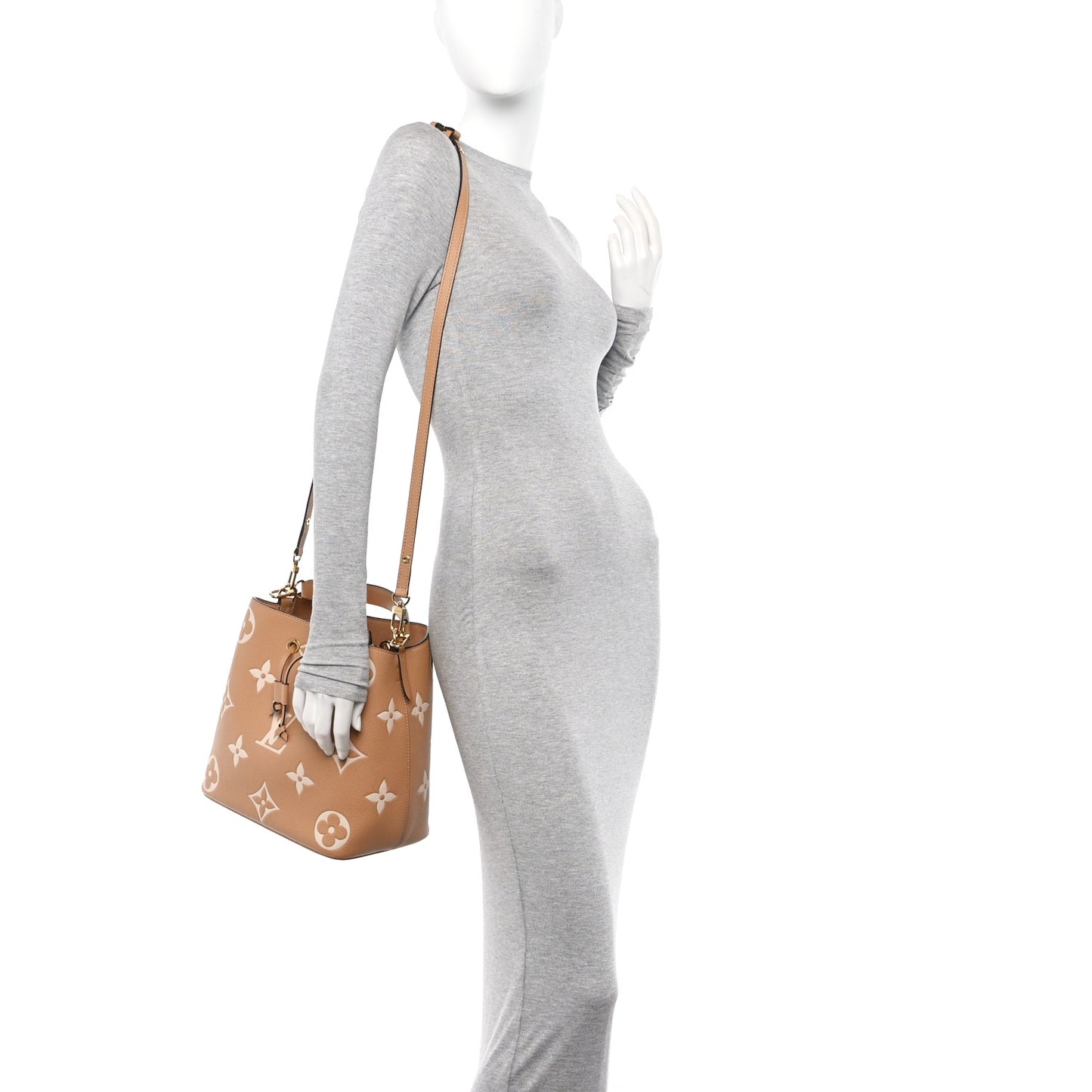 Empreinte Monogram Giant Neonoe MM Arizona Beige