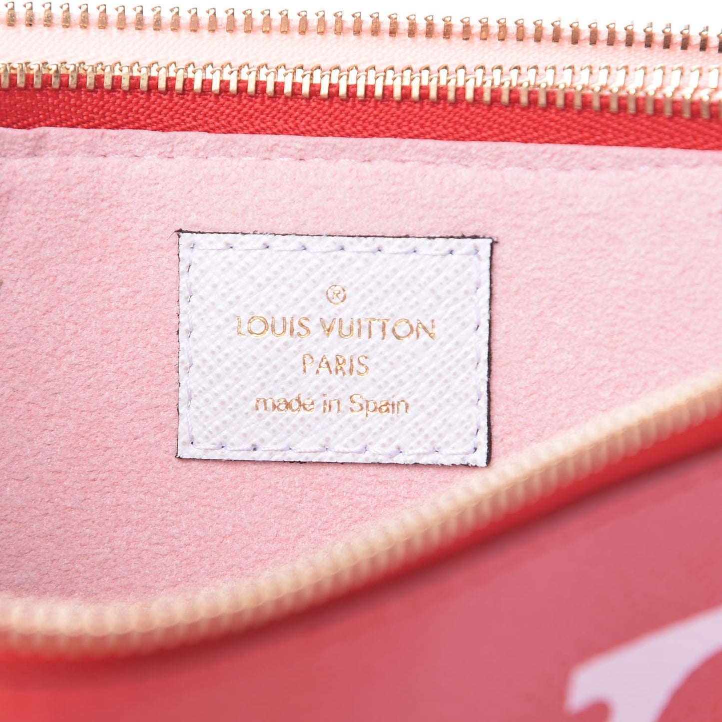 Monogram Giant Double Zip Pochette Rouge