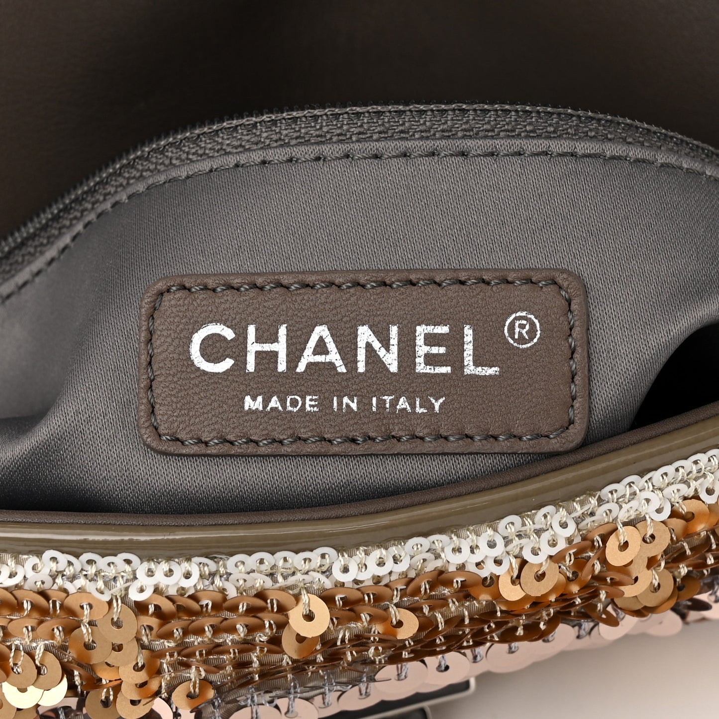 Sequin Striped Medium Reissue Flap Multicolor