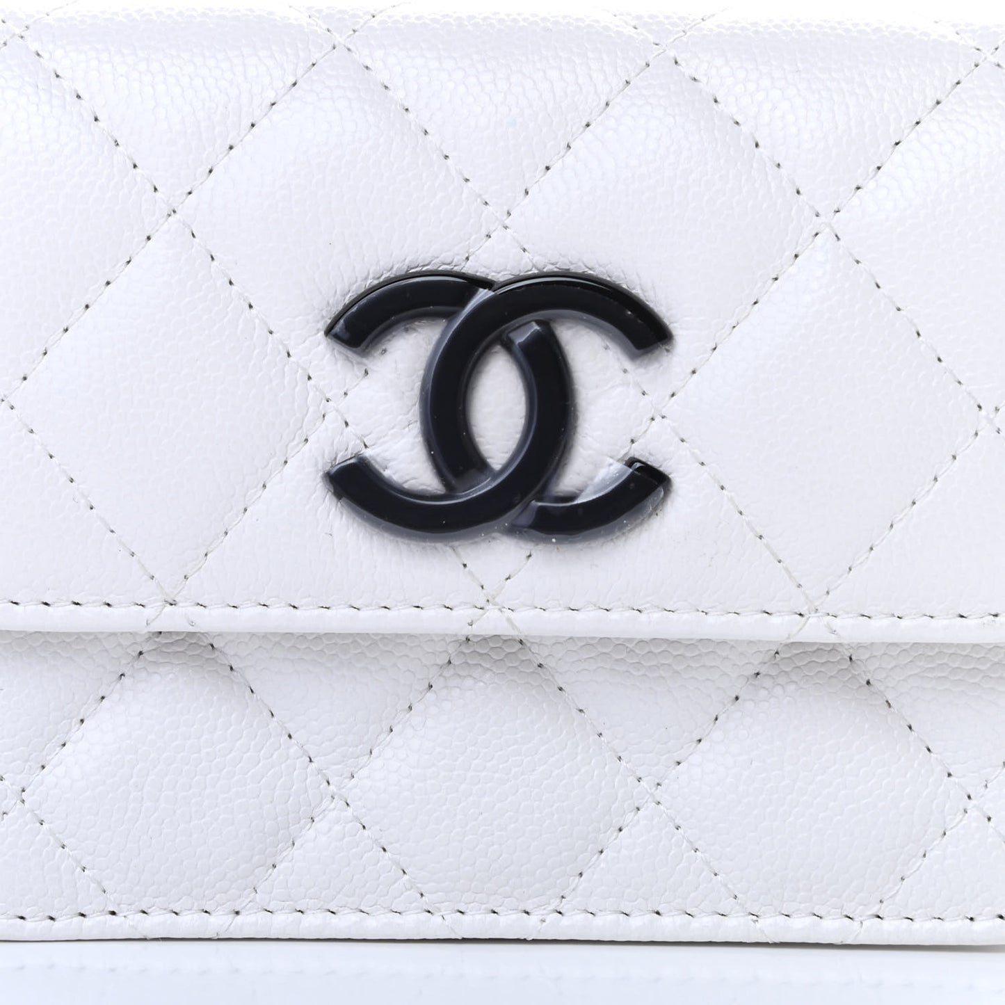 Caviar Quilted My Everything Belt Flap Card Holder White