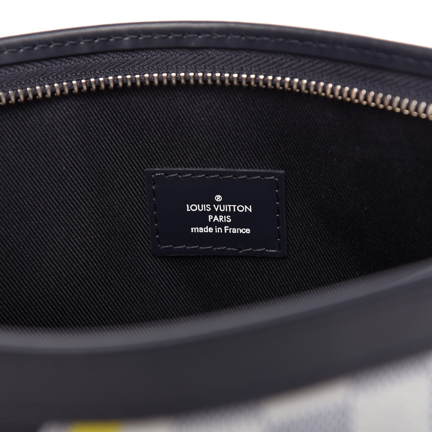 Louis Vuitton Damier Azur Latitude America's Cup Pochette Voyage MM Autres Toiles 8 of 11