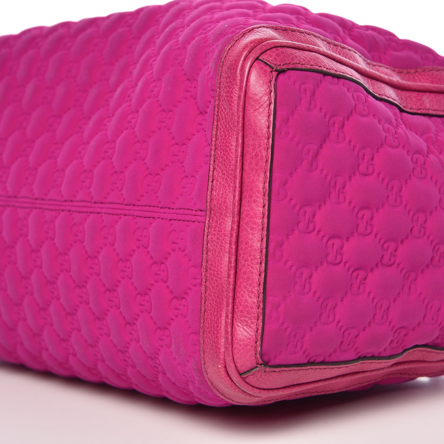 Gucci Guccissima Neoprene Techno Tag Medium Boston Magenta 9 of 20