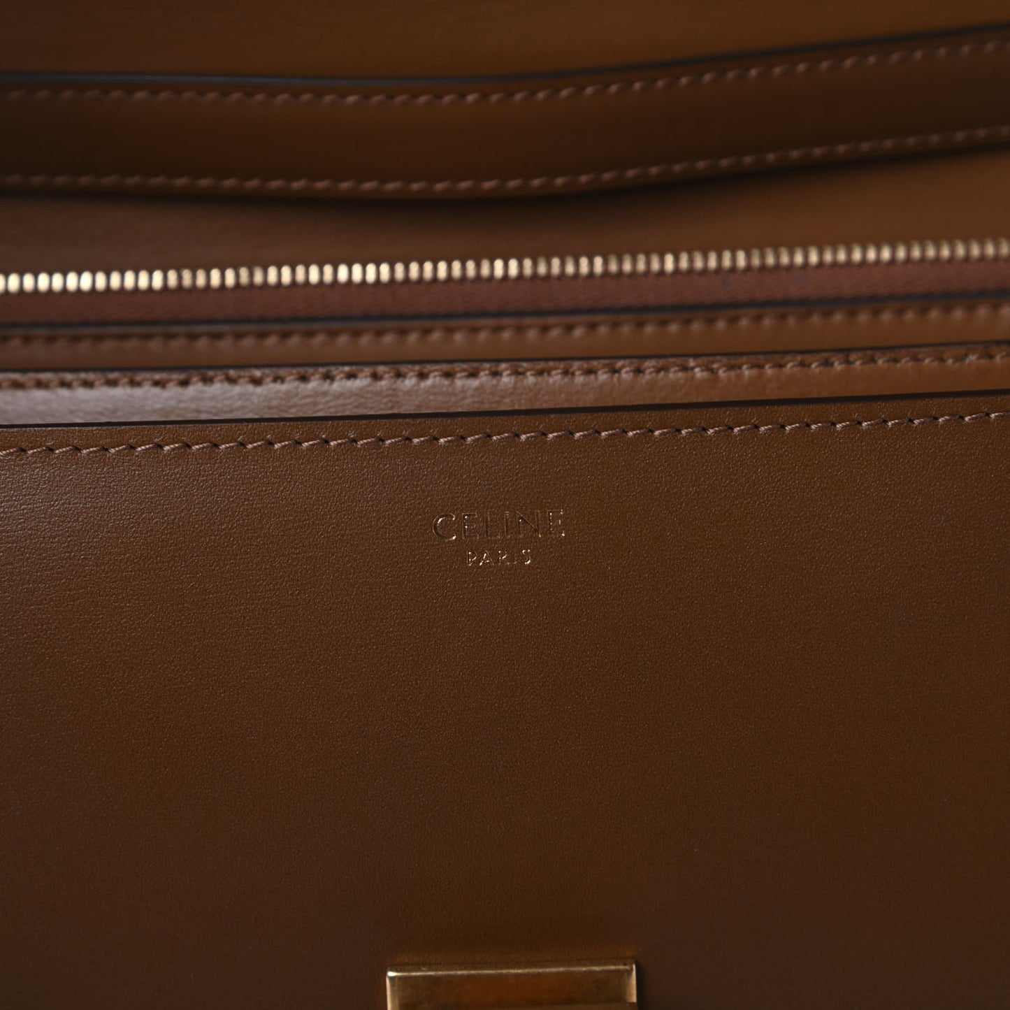 Box Calfskin Medium Classic Box Flap Bag Camel