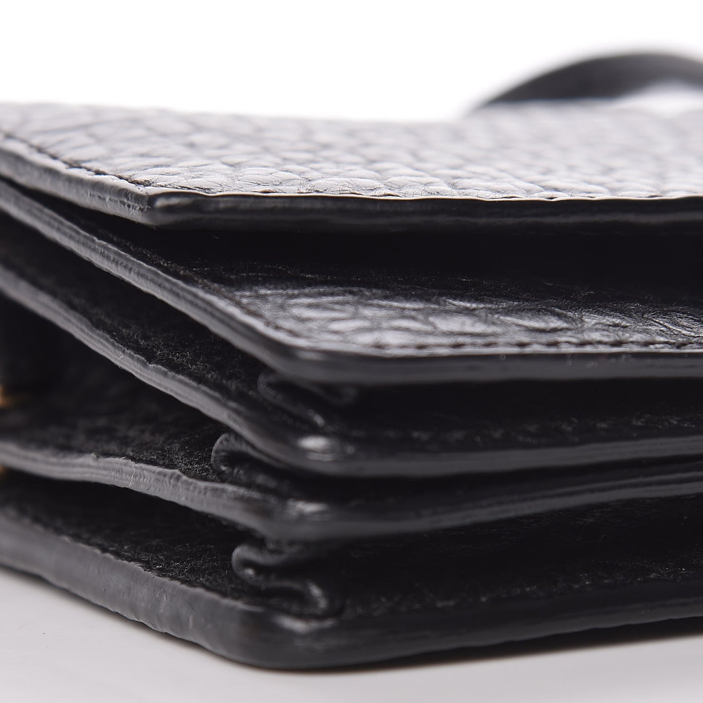 Signature Grain Small Madison Chain Clutch Black