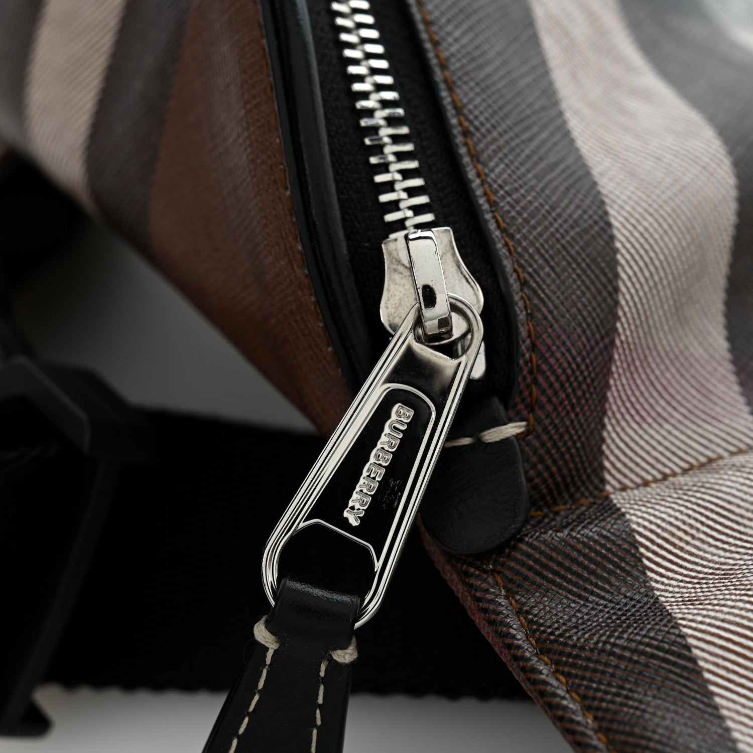 Burberry E-canvas Check Cason Bum Bag Dark Birch Brown 13 of 13