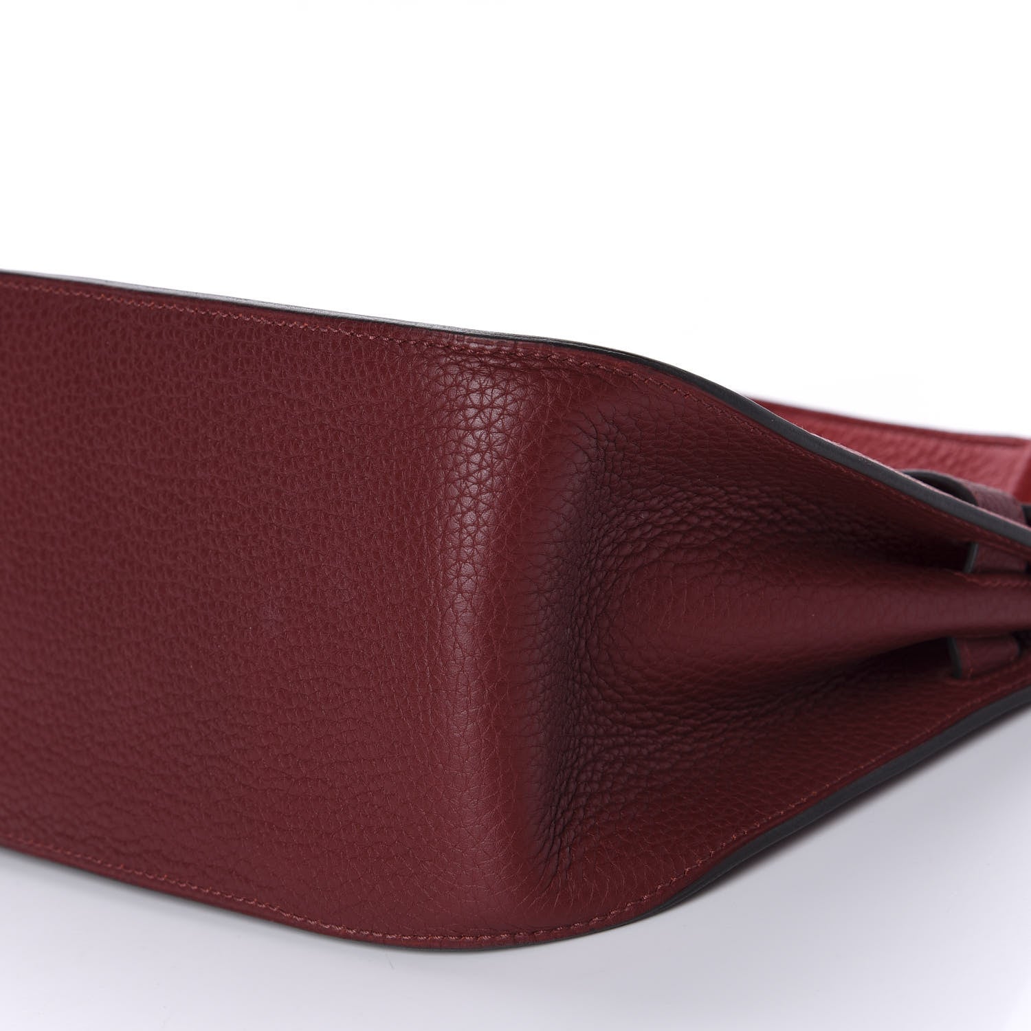 Hermes Taurillon Clemence Bi-Color Jypsiere 28 Rouge H Rouge Casaque 7 of 10