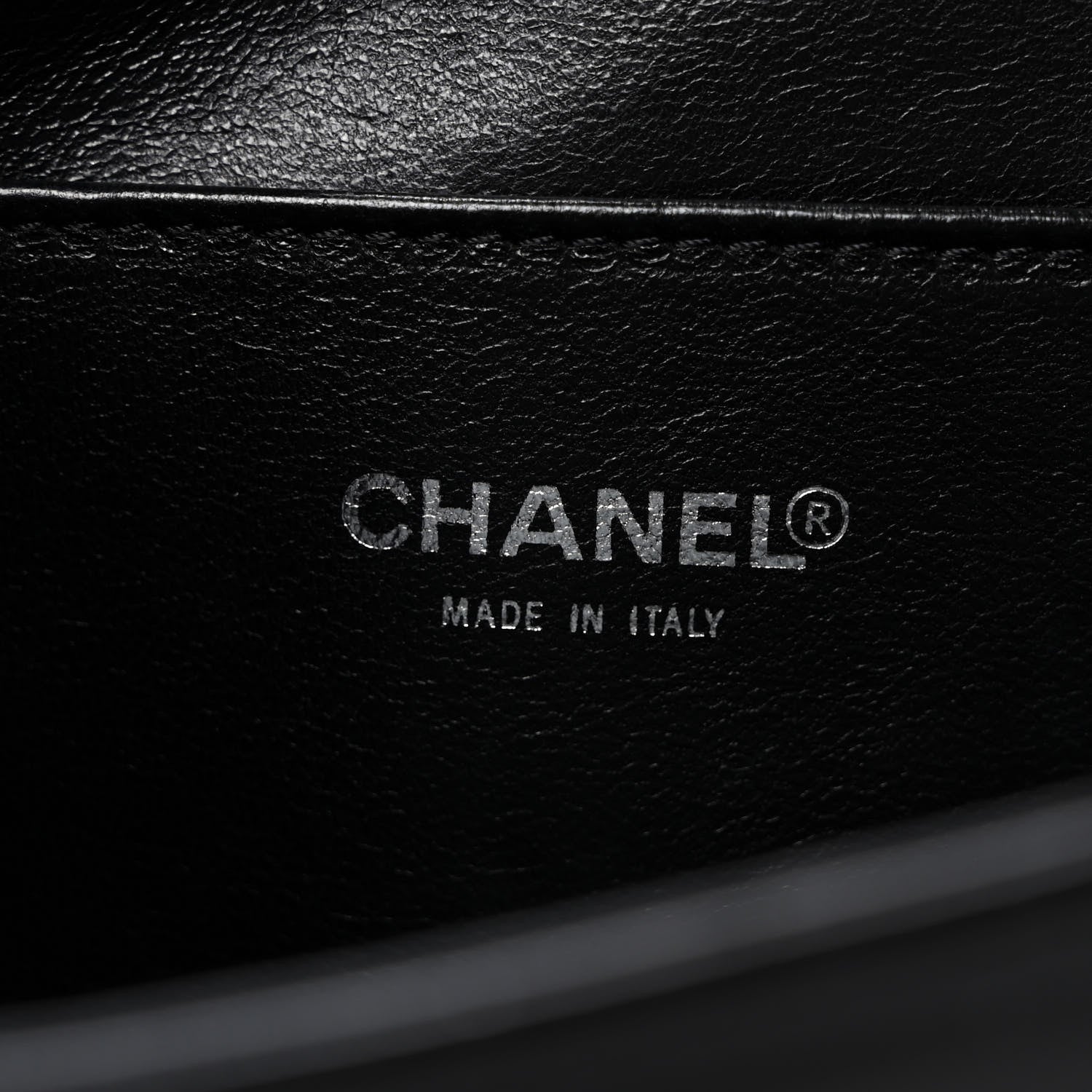 Chanel Patent Just a Drop of N°5 Comic Coco Clutch 6 of 8