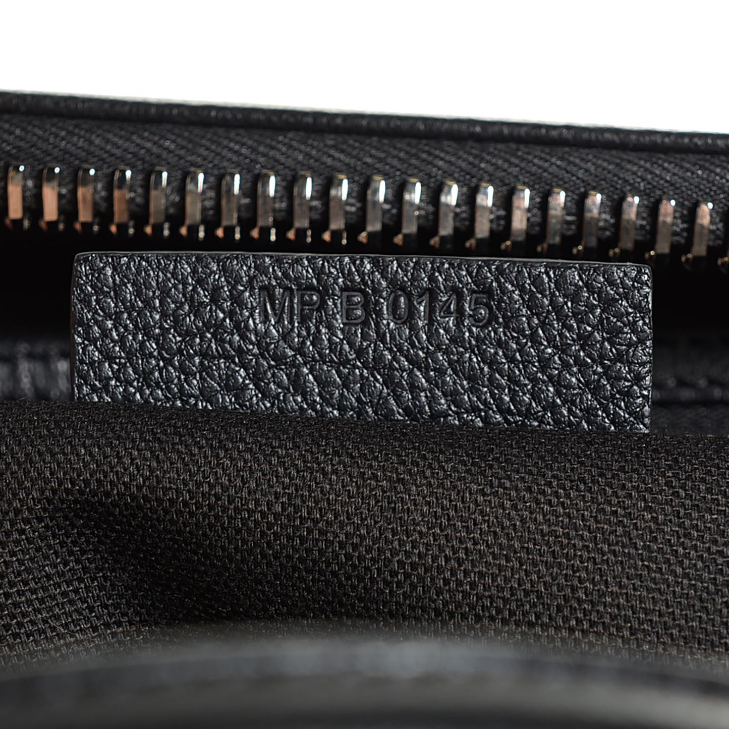 Sugar Goatskin Medium Antigona Black