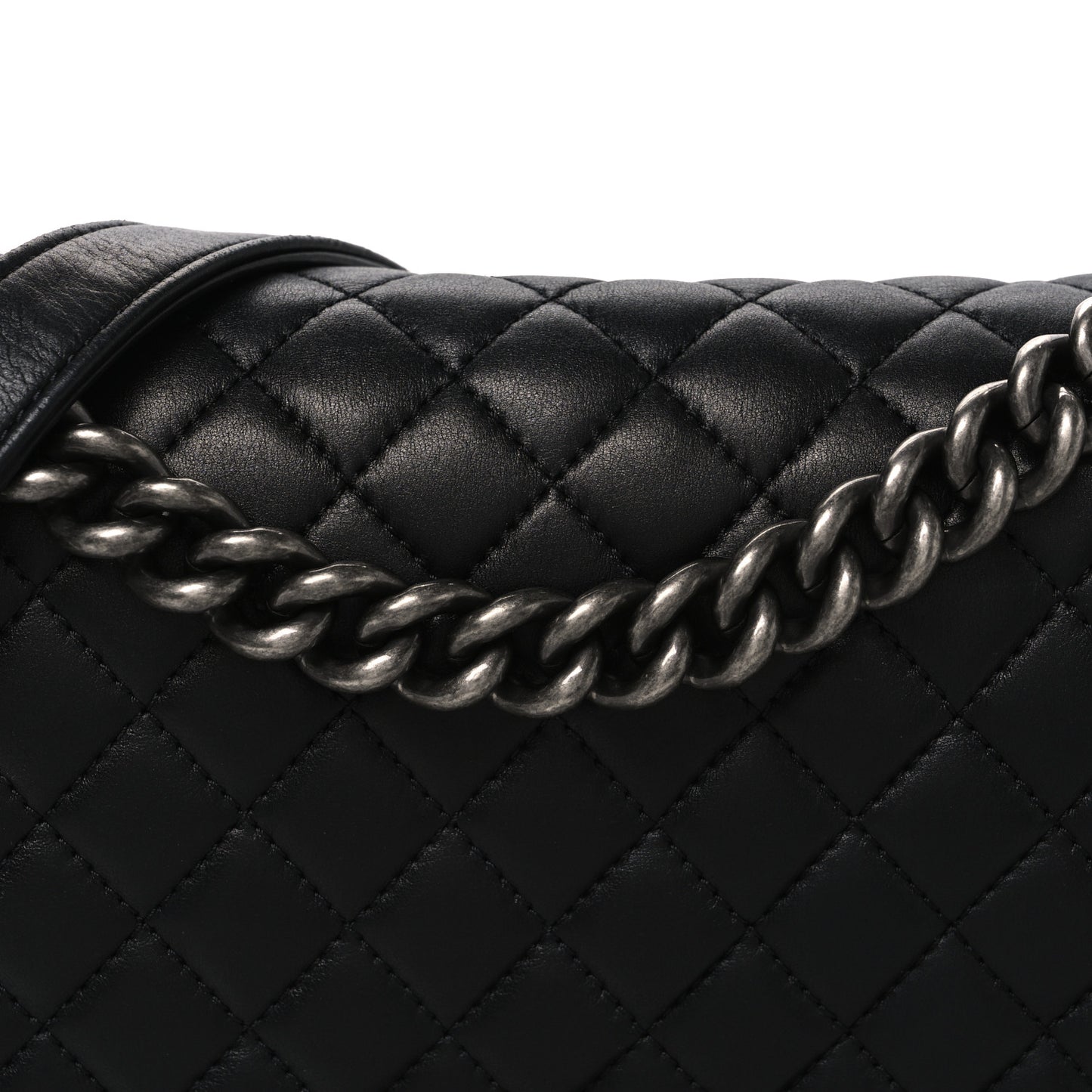 Lambskin Quilted Medium Boy Flap Black