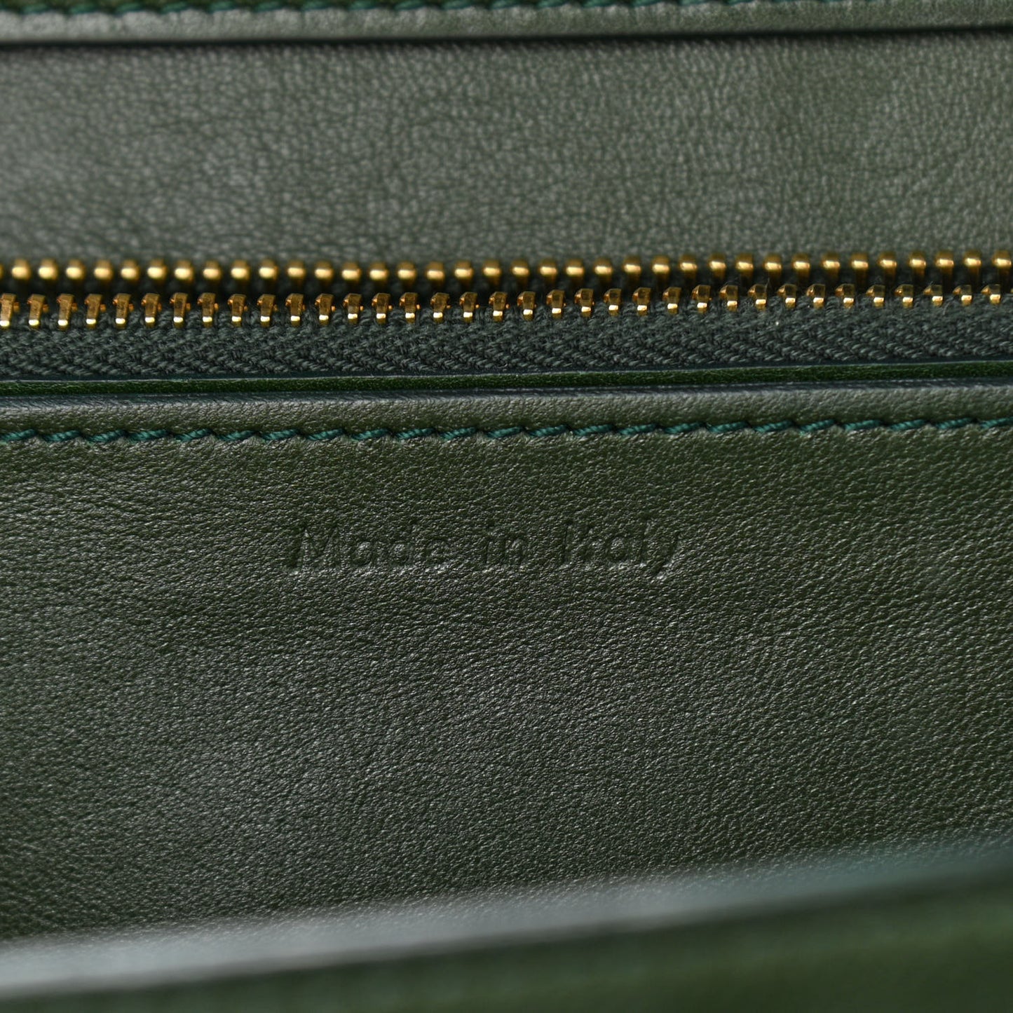 Box Calfskin Classic Box Medium Flap Bag Forest