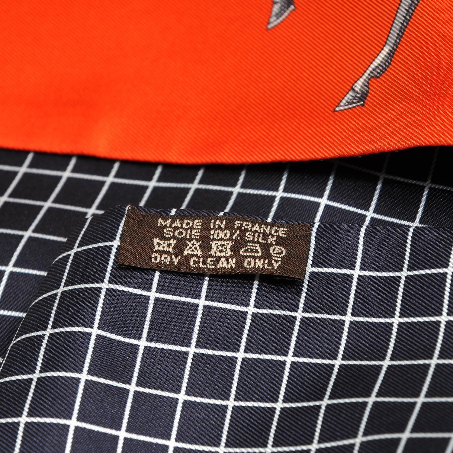 Hermes Silk Couvertures et Tenues de Jour a Carreaux Maxi Twilly Cut Vermillon Marine Ciel 4 of 6