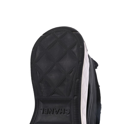 Chanel Fabric Calfskin Suede CC Sneakers 39.5 Black 15 of 20