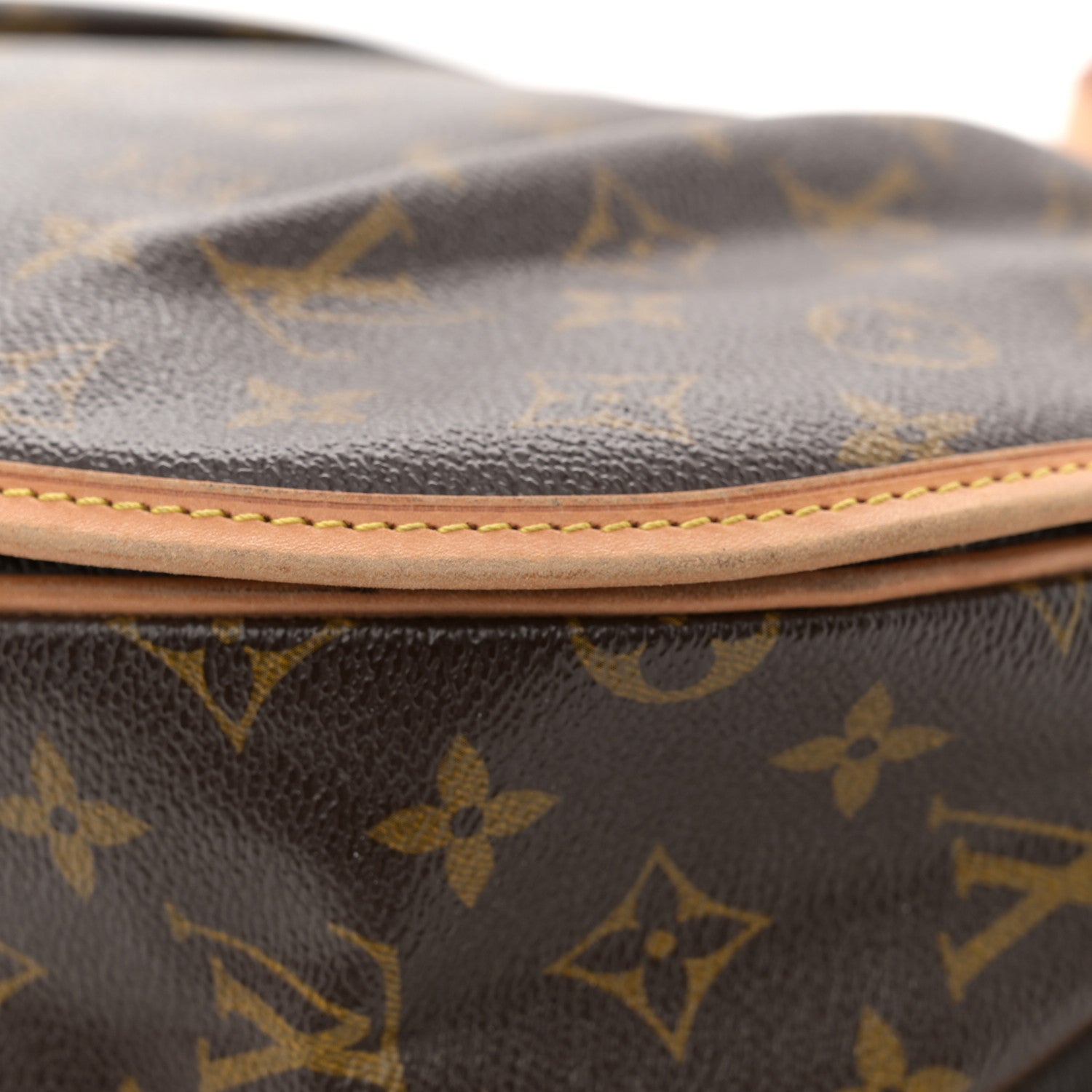 Louis Vuitton Monogram Menilmontant MM 11 of 17