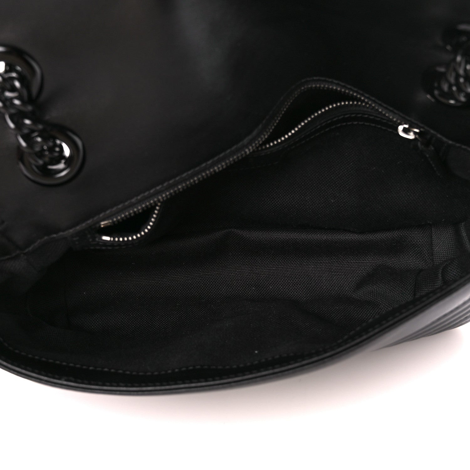 Gucci Calfskin Matelasse Monochrome Small GG Marmont Shoulder Bag Black 5 of 12