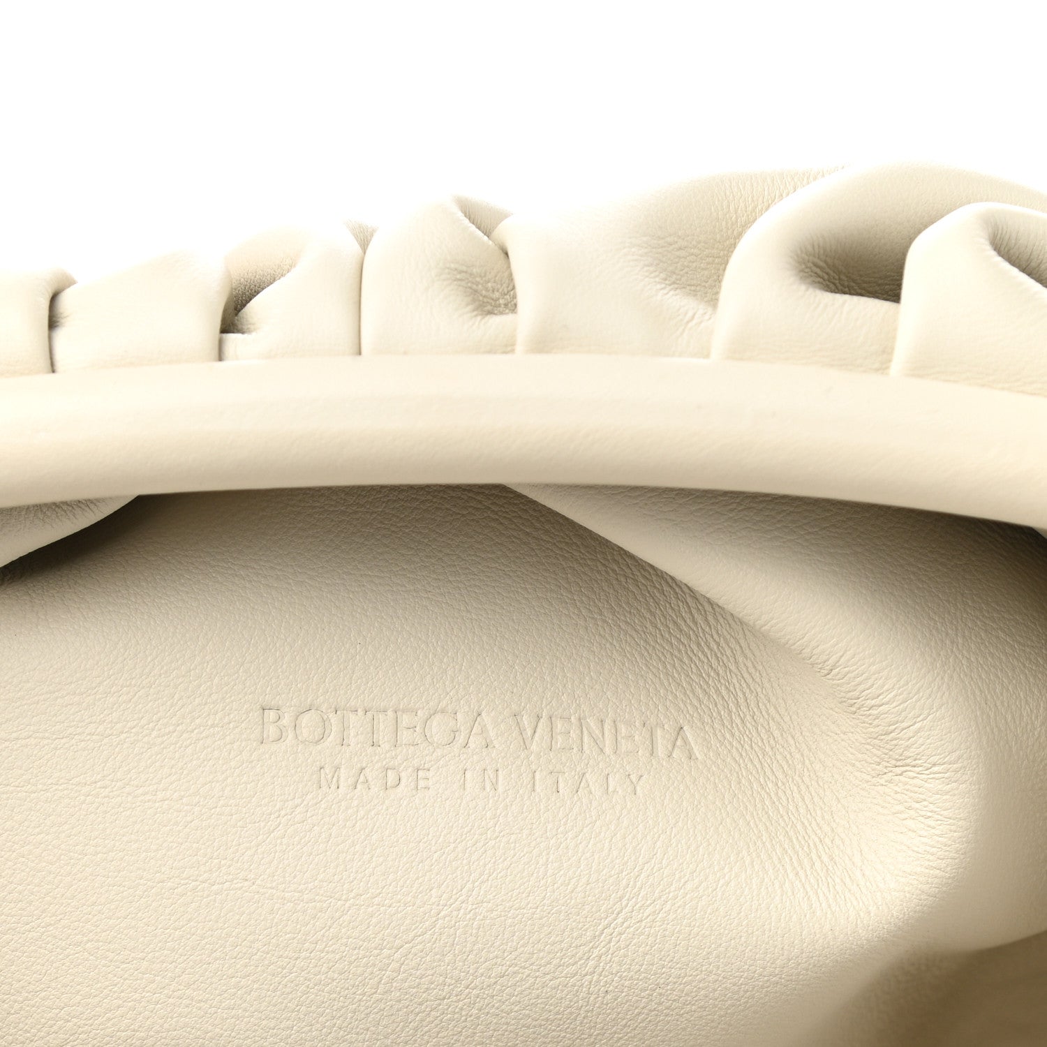 Bottega Veneta Smooth Butter Calf The Pouch Oversized Clutch Plaster 5 of 7