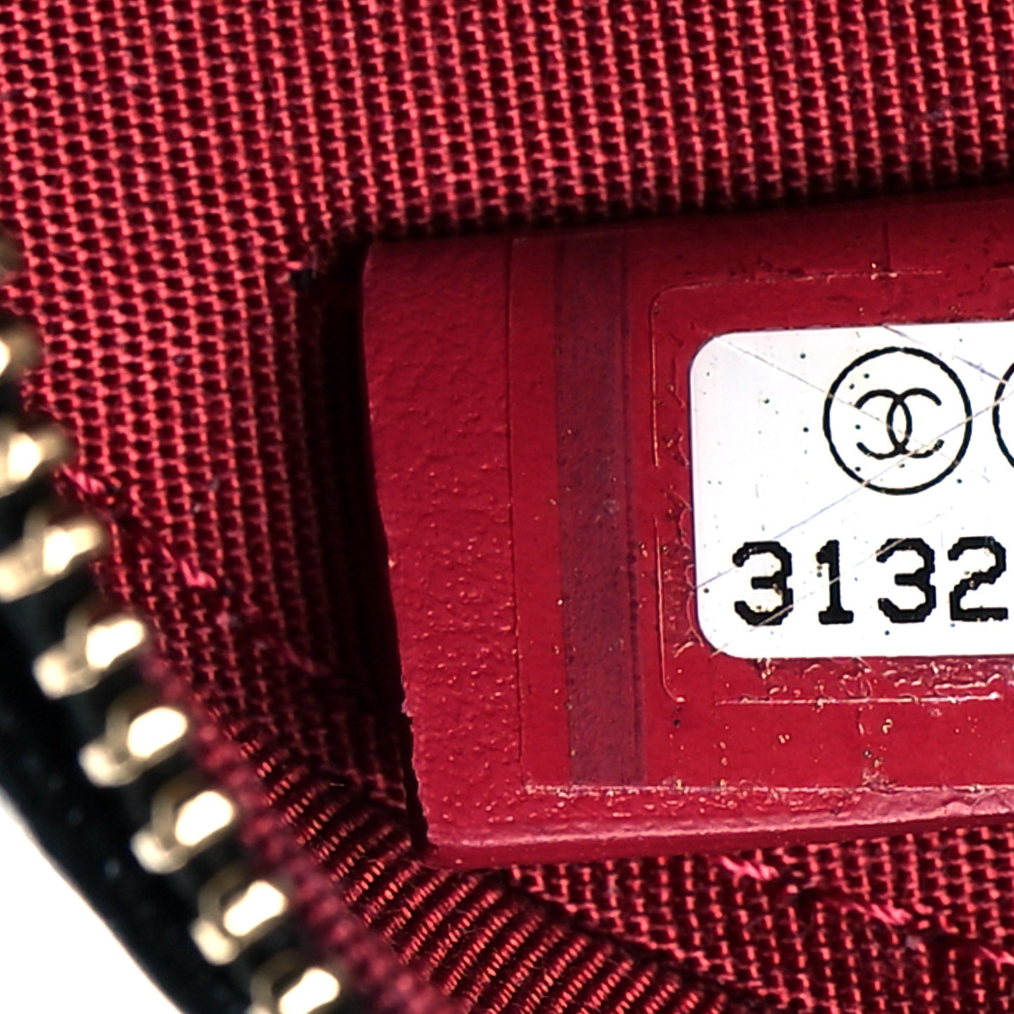 Shiny Goatskin Quilted Chanel 19 Round Clutch With Chain Black