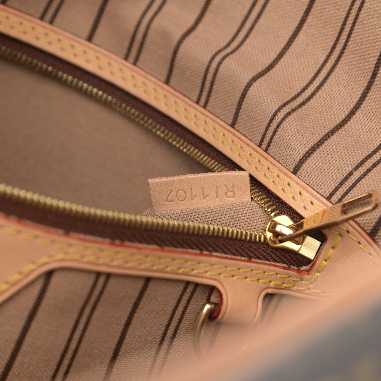 Louis Vuitton Monogram Delightful PM 7 of 10