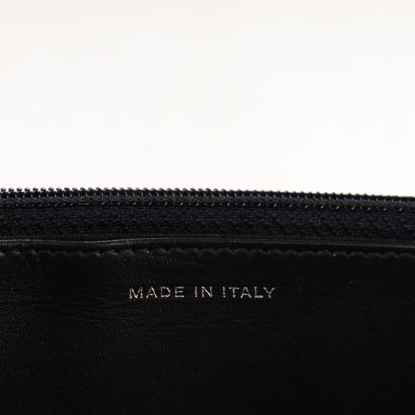 Caviar Quilted Wallet On Chain WOC Navy