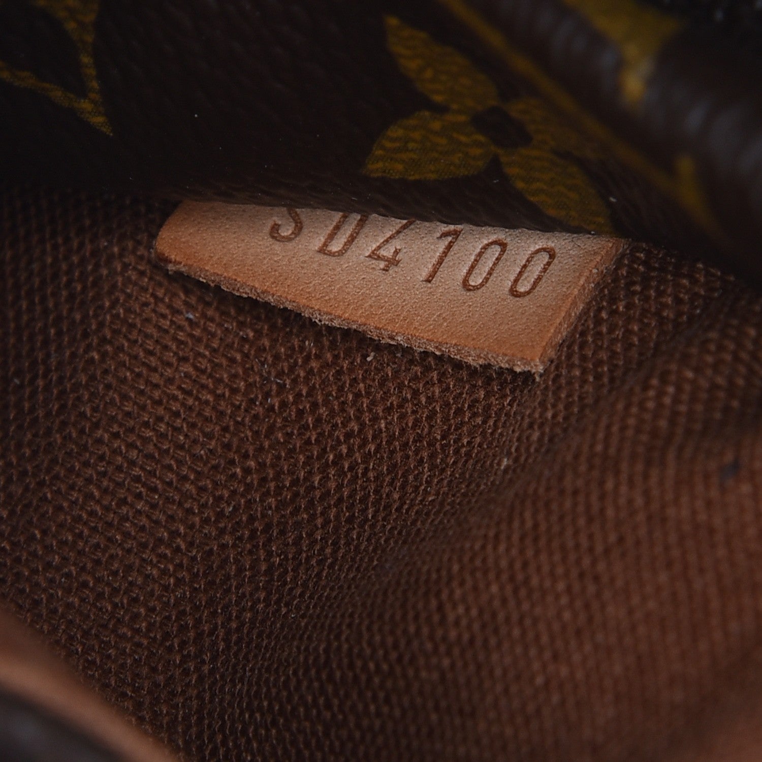 Louis Vuitton Monogram Totally MM 7 of 10