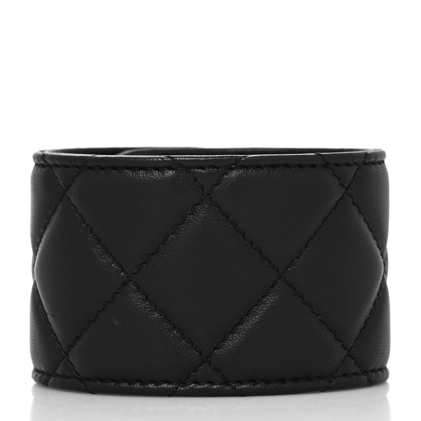 Lambskin Quilted CC Turnlock Cuff L Black