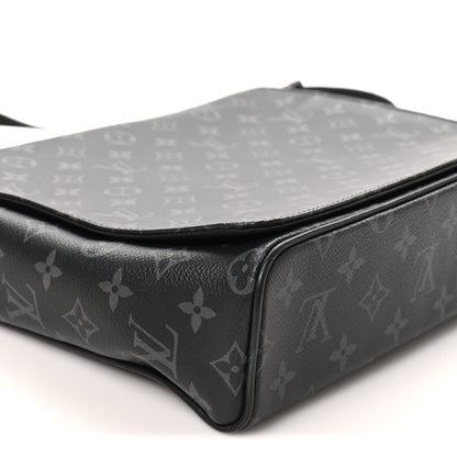 Louis Vuitton Monogram Eclipse District MM 8 of 9