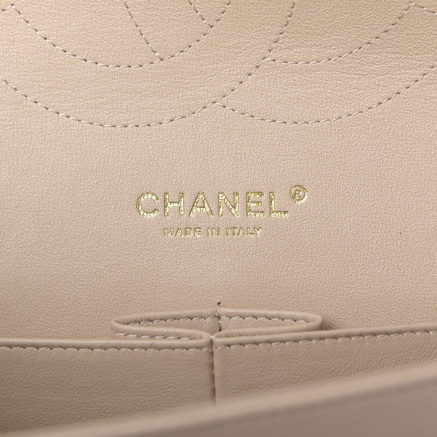 Caviar Quilted Jumbo Double Flap Beige Clair